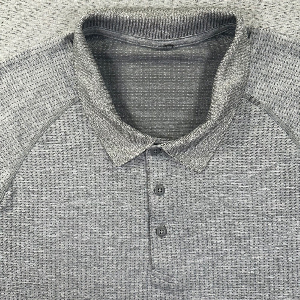 Lululemon Metal Vent Tech Polo Shirt Mens XL Gray Short Sleeve Seamless Training